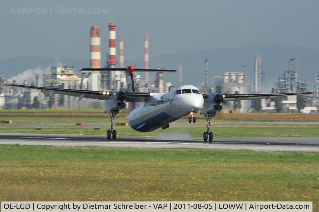 OE-LGD, 2000 De Havilland Canada DHC-8-402Q Dash 8 C/N 4027, Austrian Arrwos Dash 8-400