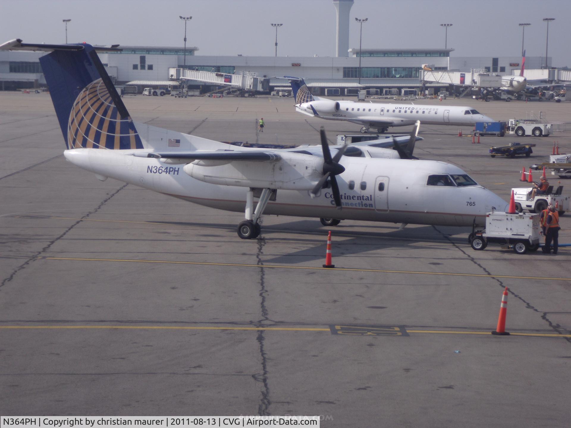 N364PH, 1998 Bombardier DHC-8-202 Dash 8 C/N 524, Continental Dash 8 