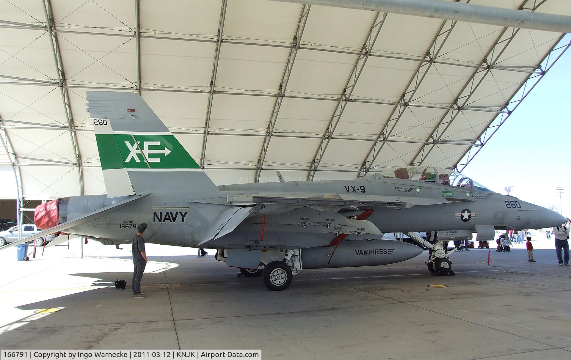 166791, Boeing F/A-18F Super Hornet C/N F164, Boeing F/A-18F Super Hornet of the US Navy at the 2011 airshow at El Centro NAS, CA