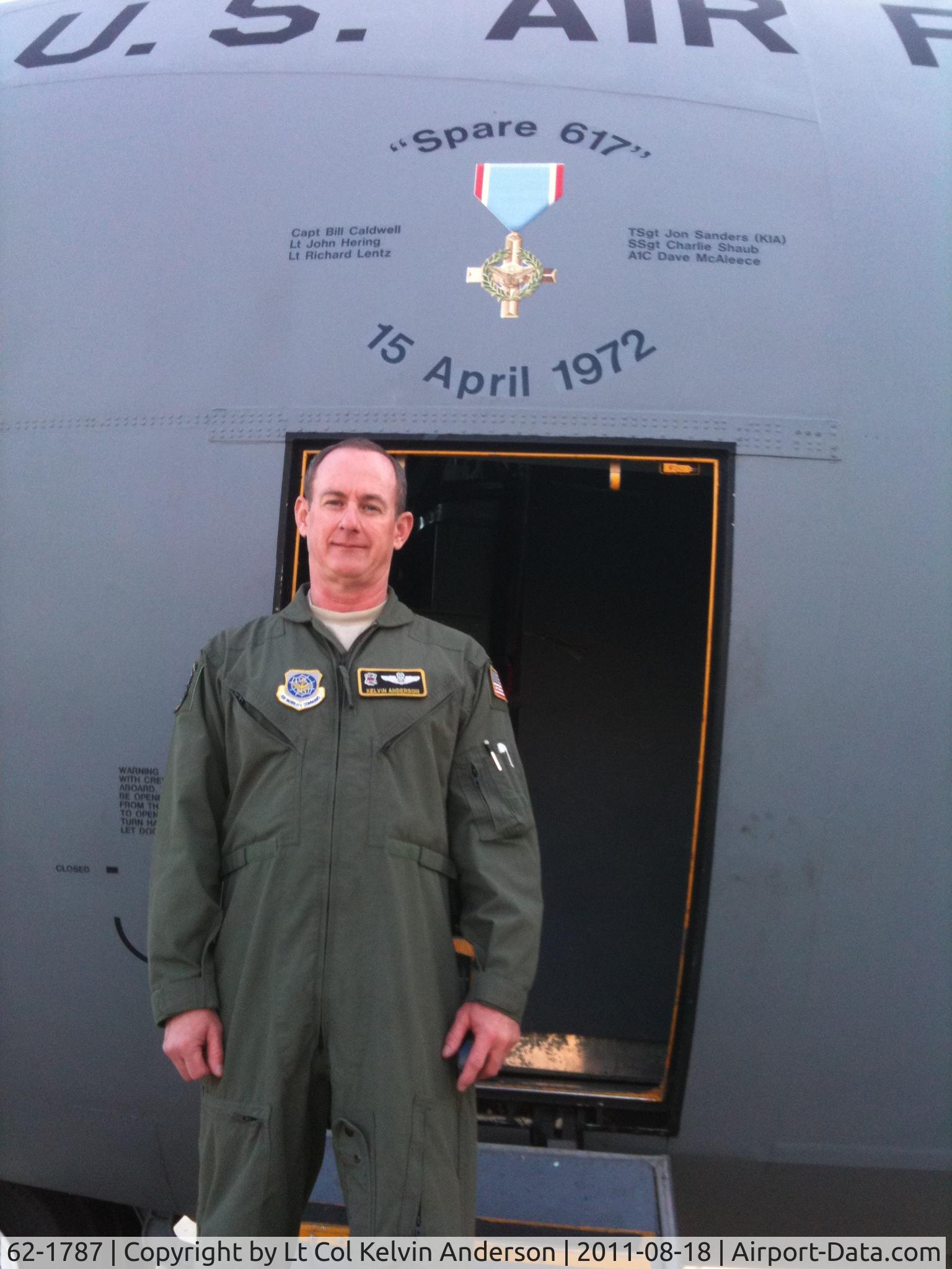 62-1787, 1962 Lockheed C-130E-LM Hercules C/N 382-3732, Lt Col Kelvin Anderson with 62-1787. This was on it's last flight to the Air Force Museum in Dayton, Ohio on 18 Aug 2011