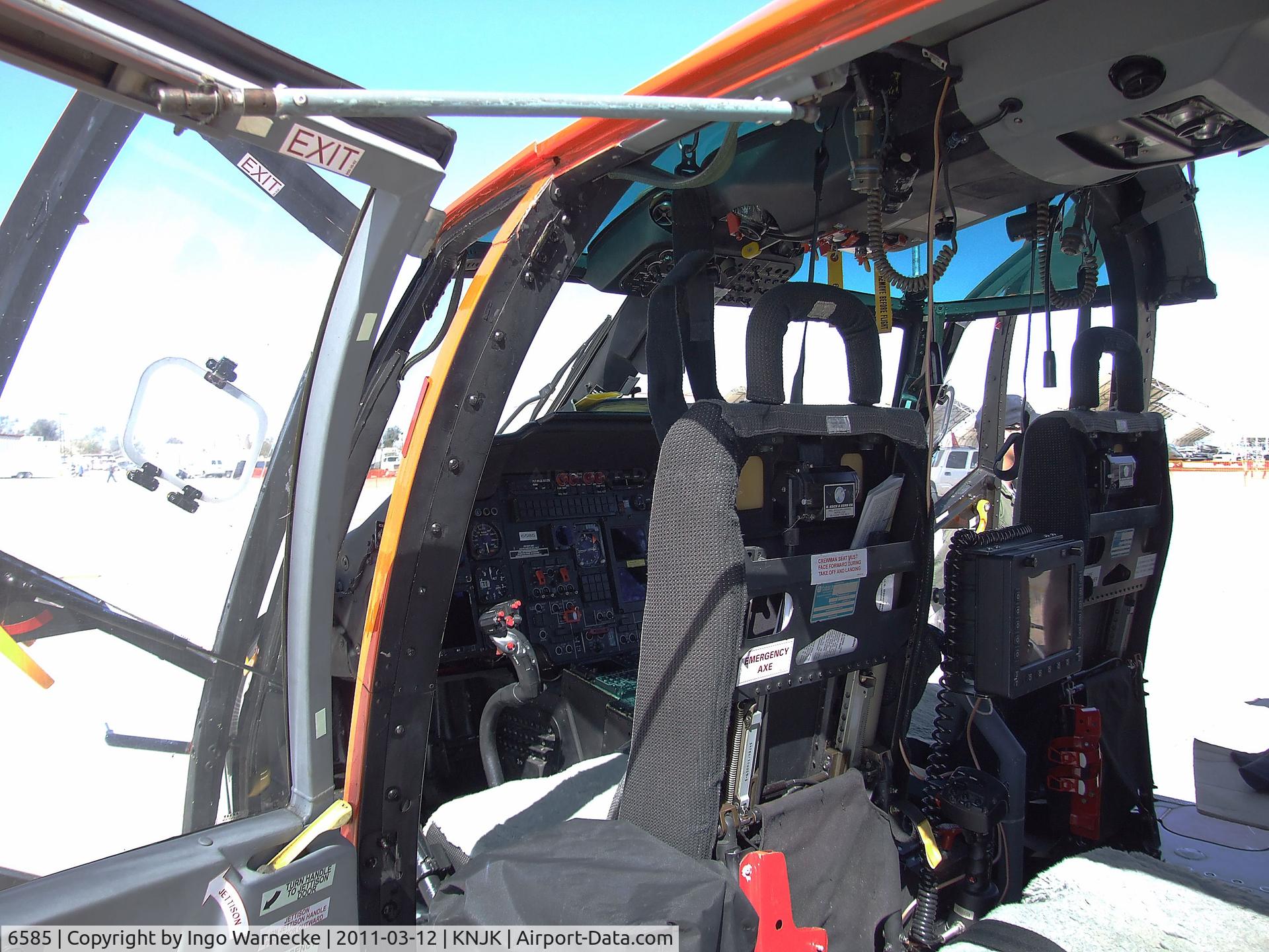 6585, 1988 Aérospatiale HH-65C Dauphin C/N 6284, Aerospatiale HH-65C Dolphin of the USCG at the 2011 airshow at El Centro NAS, CA  #c