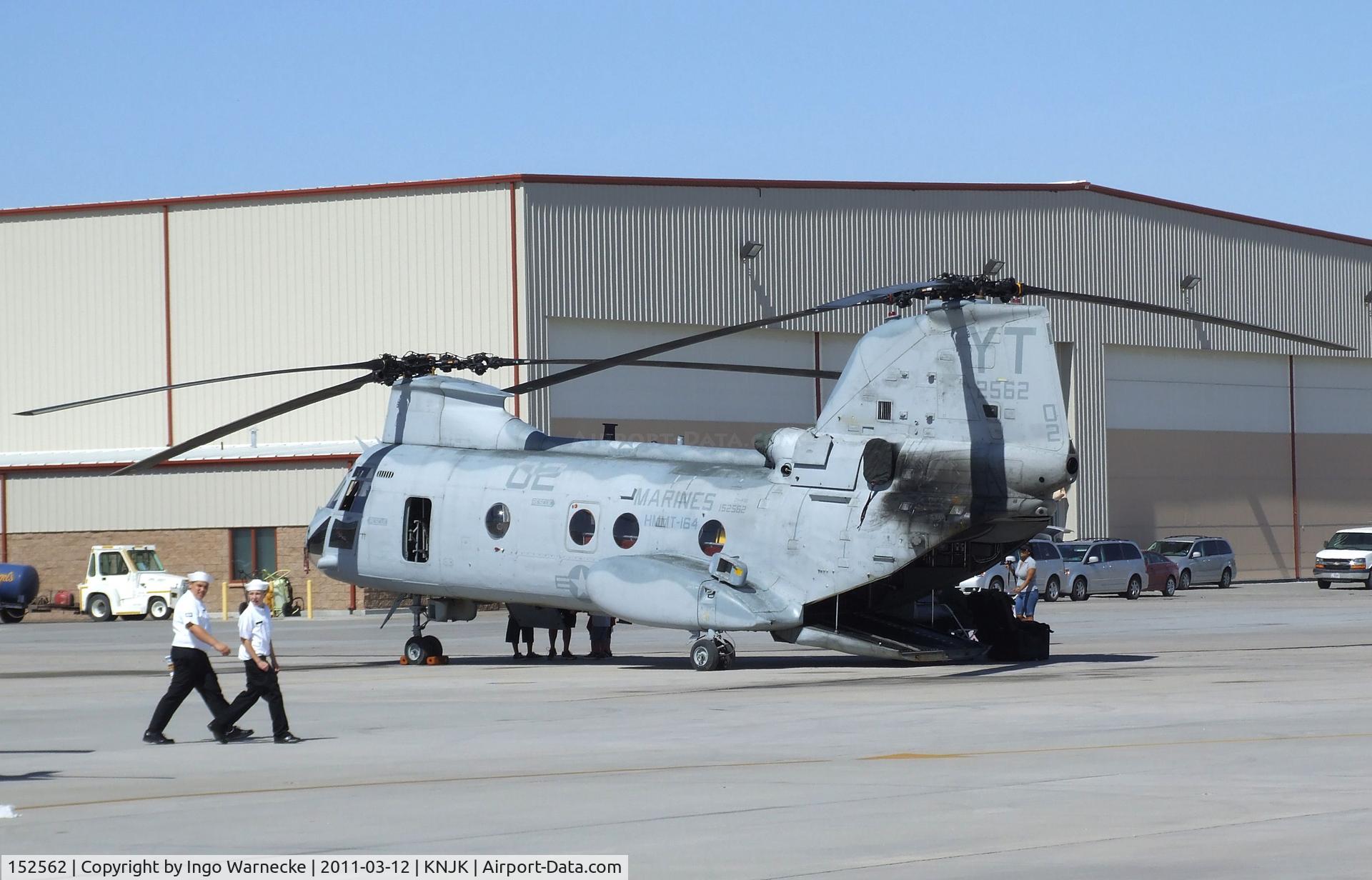 152562, Boeing Vertol CH-46E Sea Knight C/N 2184, Boeing Vertol CH-46E (upgraded from CH-46D) Sea Knight of the USMC at the 2011 airshow at El Centro NAS, CA