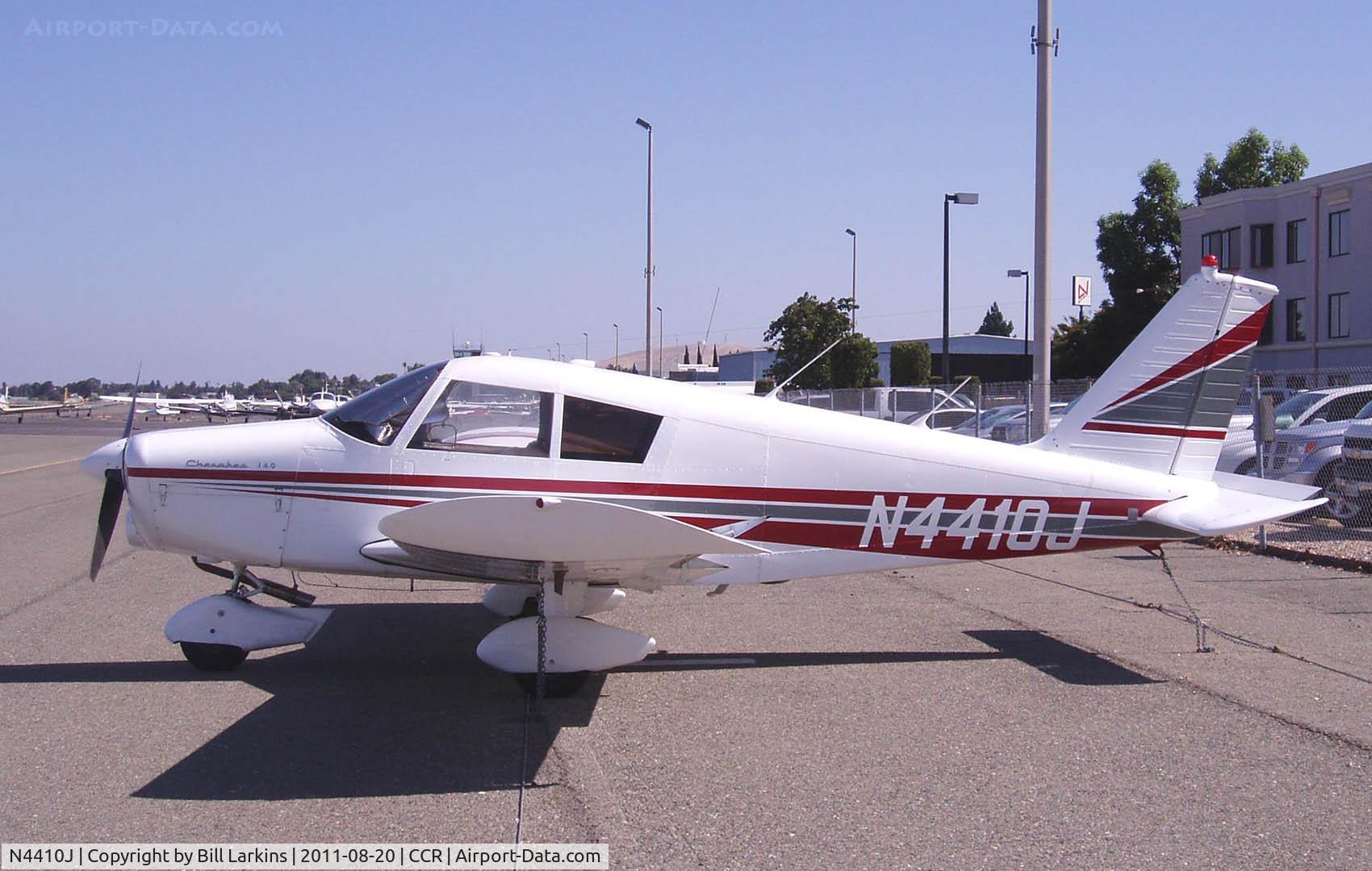 N4410J, 1967 Piper PA-28-140 C/N 28-22805, Visitor