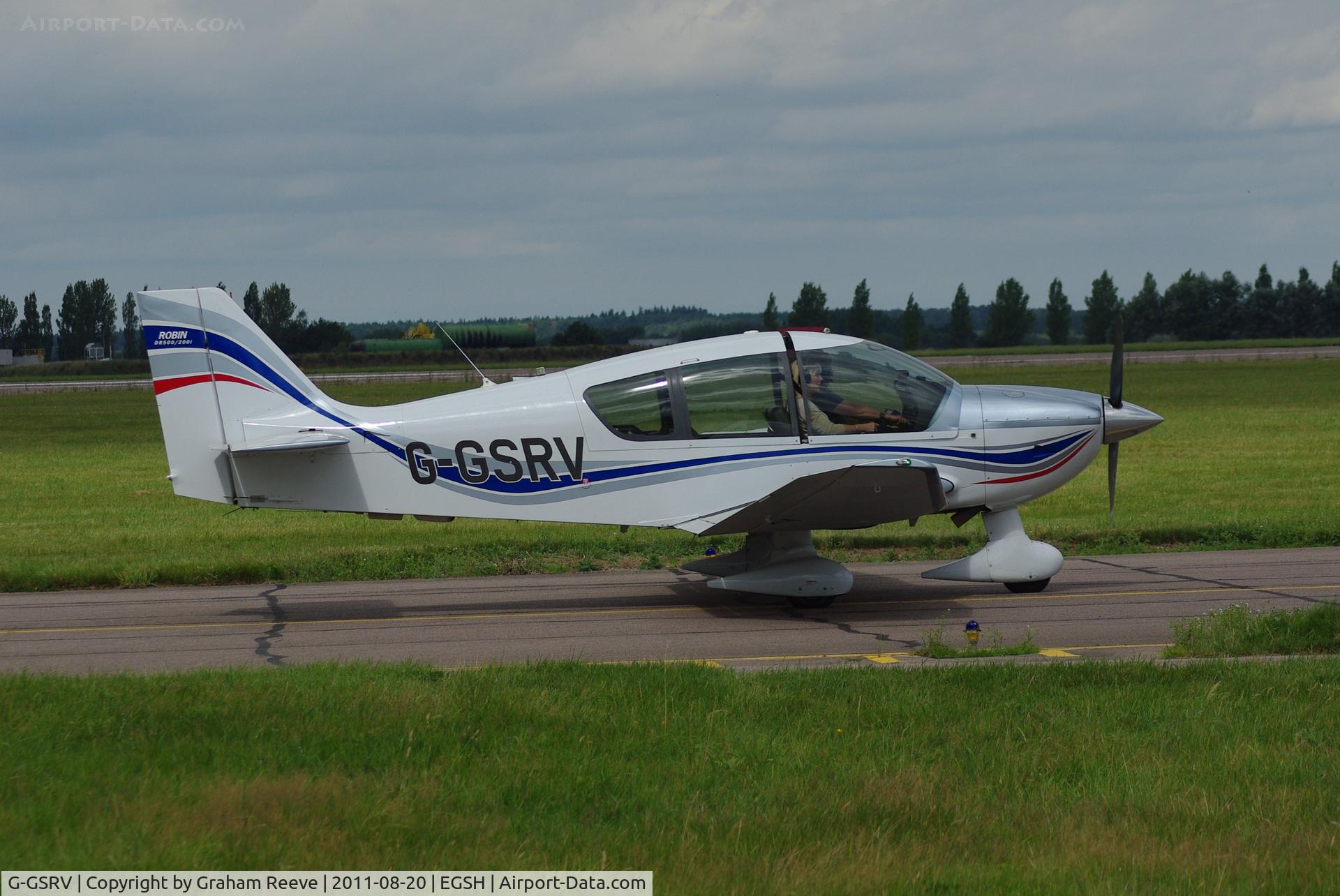 G-GSRV, 1999 Robin DR-500 President C/N 0009, About to depart.