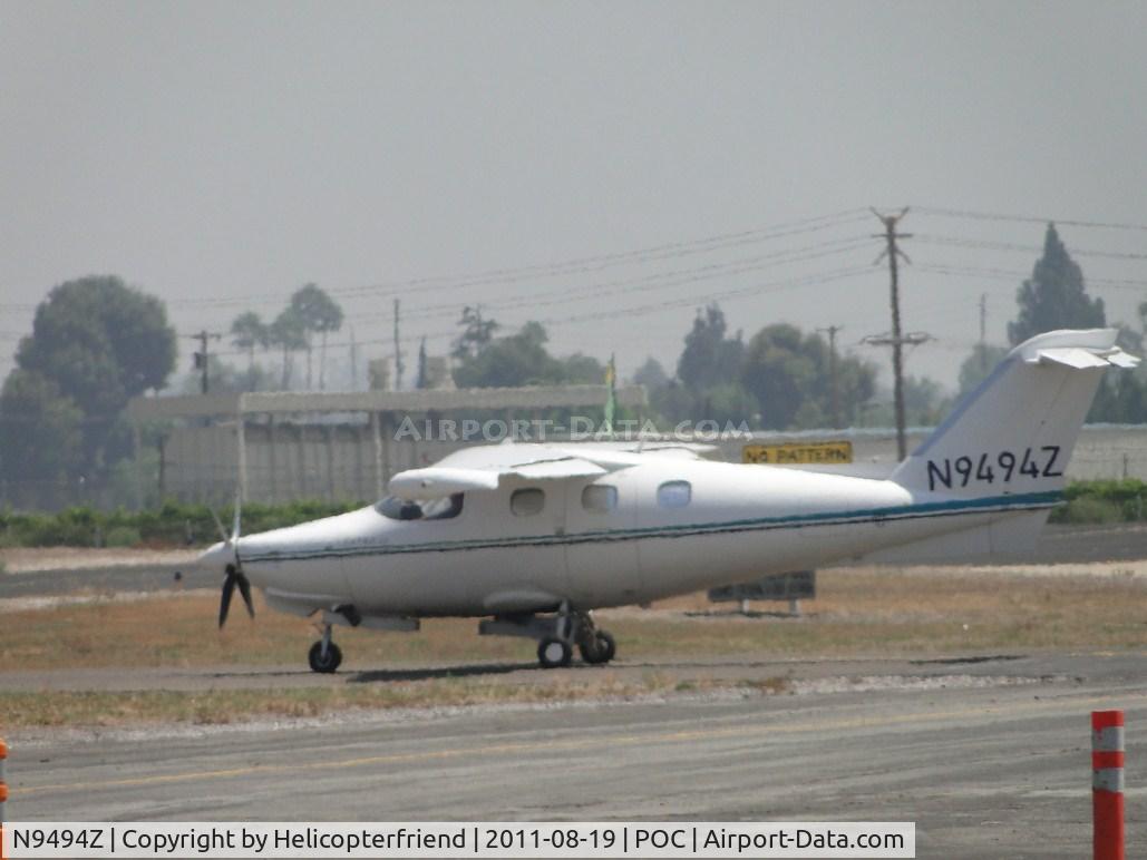 N9494Z, 2000 Extra EA-400 C/N 12, Taxiing from Howard Aviation to taxiway Sierra