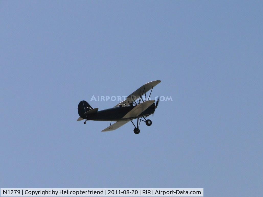 N1279, Hatz CB-1 C/N 279, Heading westbound with her flight passenger