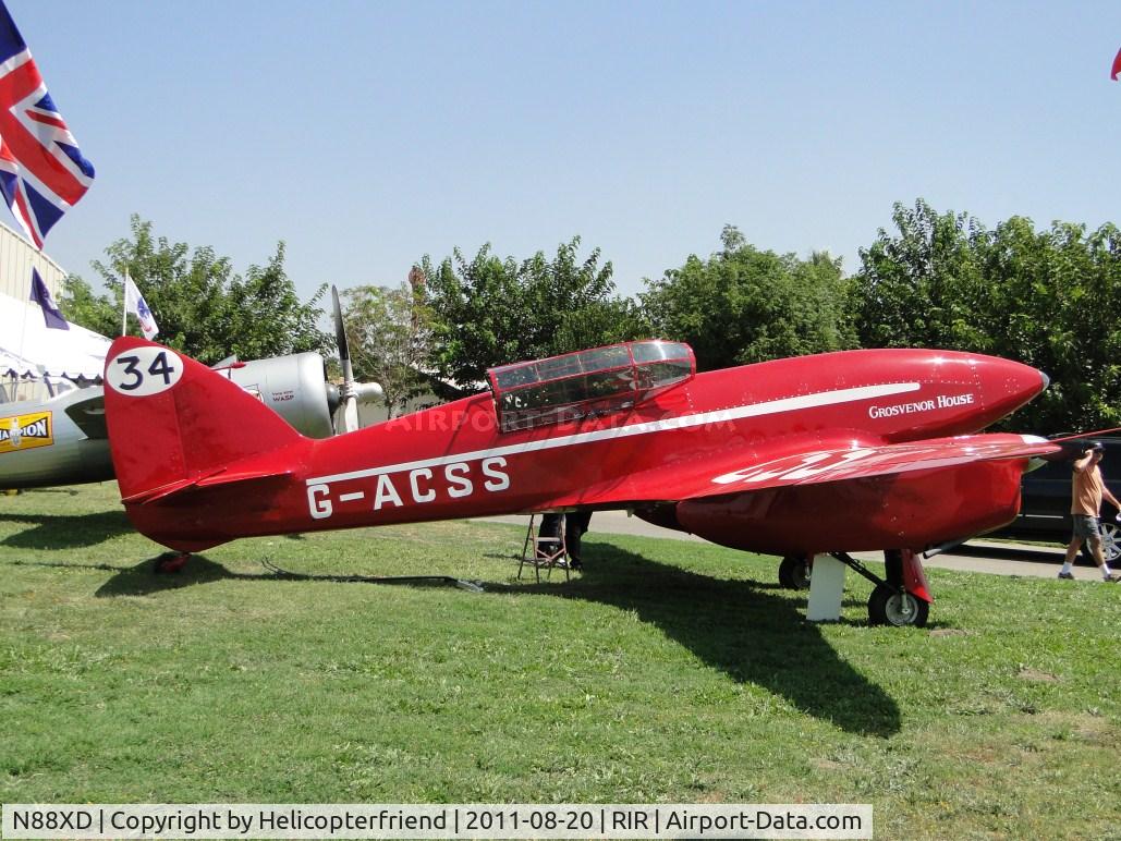 N88XD, 1993 De Havilland DH-88 Comet Replica C/N T-7, Parked on the grass for display