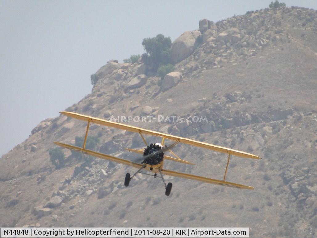 N44848, 1941 Naval Aircraft Factory N3N-3 C/N 4477, Turning final