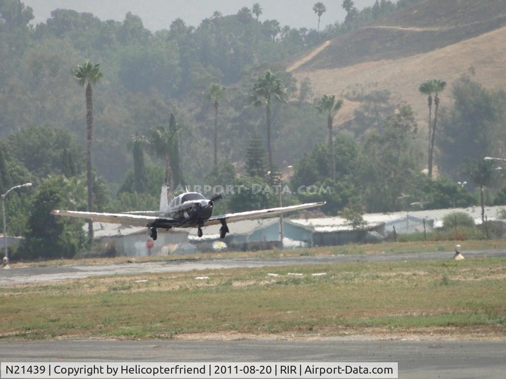 N21439, 1997 Mooney M20K C/N 25-2017, On final approach