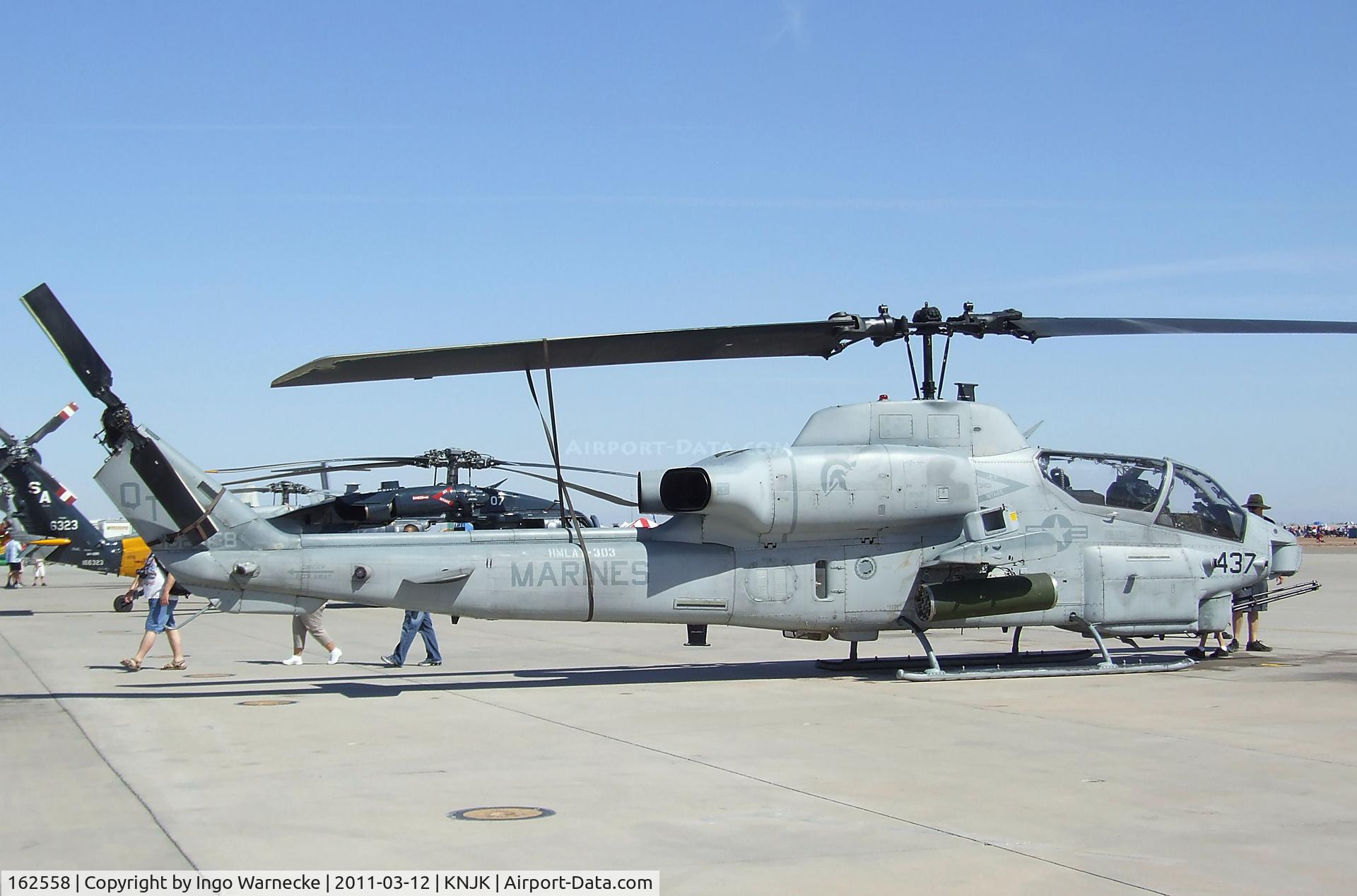 162558, Bell AH-1W Super Cobra C/N 26227, Bell AH-1W Super Cobra of the USMC at the 2011 airshow at El Centro NAS, CA