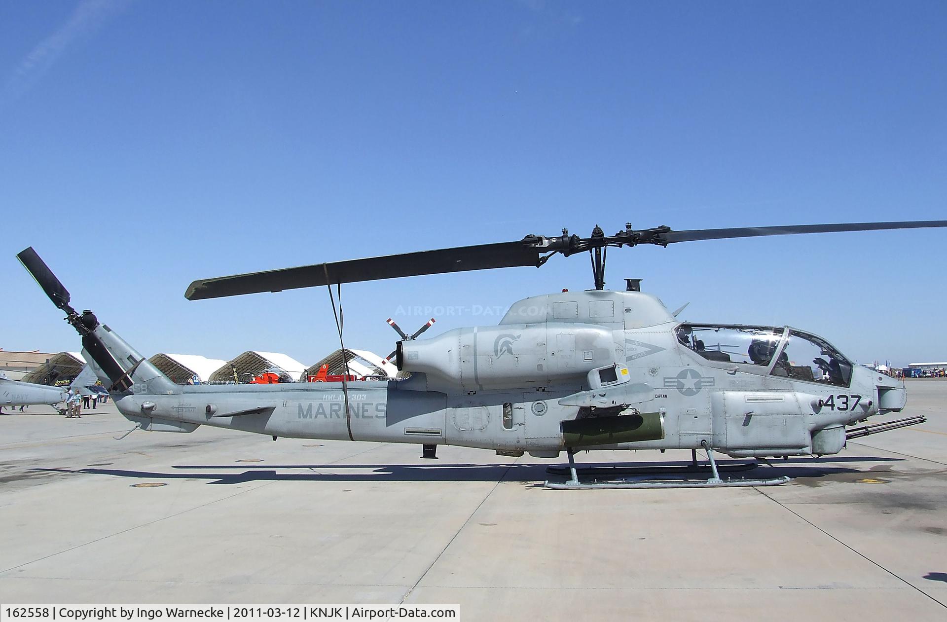 162558, Bell AH-1W Super Cobra C/N 26227, Bell AH-1W Super Cobra of the USMC at the 2011 airshow at El Centro NAS, CA