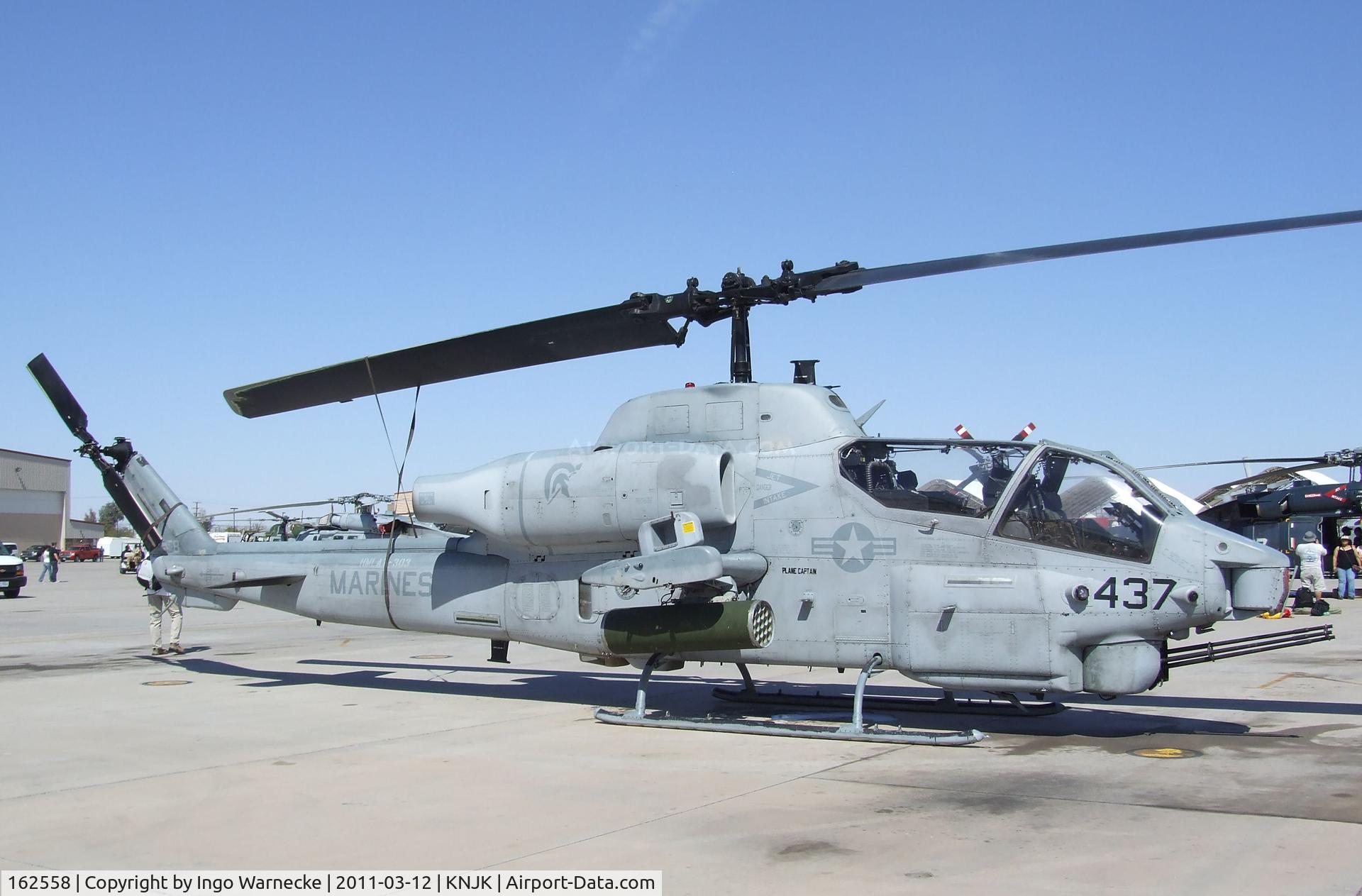 162558, Bell AH-1W Super Cobra C/N 26227, Bell AH-1W Super Cobra of the USMC at the 2011 airshow at El Centro NAS, CA