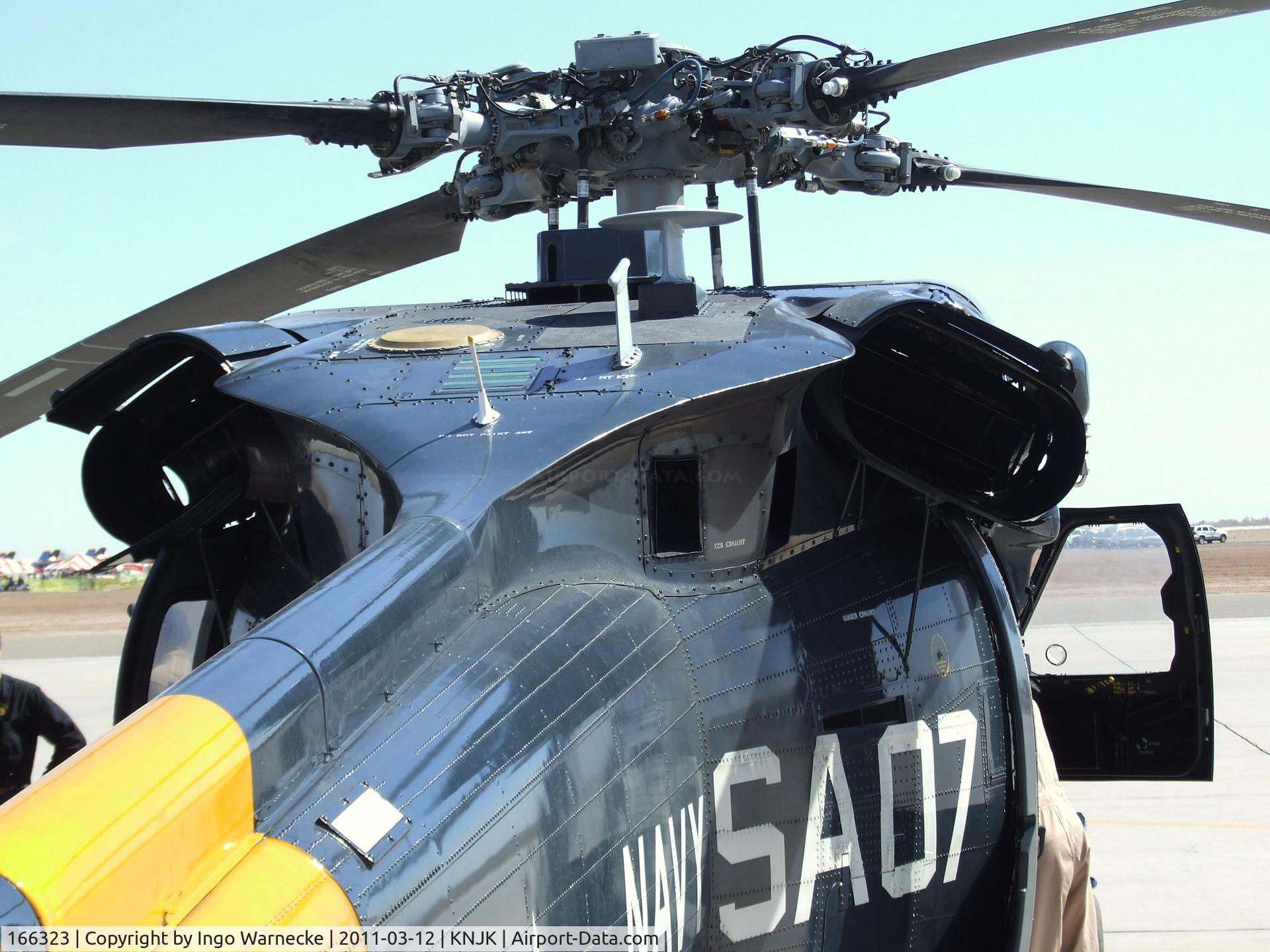 166323, Sikorsky MH-60S Knighthawk C/N 70-2832, Sikorsky MH-60S Seahawk / Knighthawk at the 2011 airshow at El Centro NAS, CA
