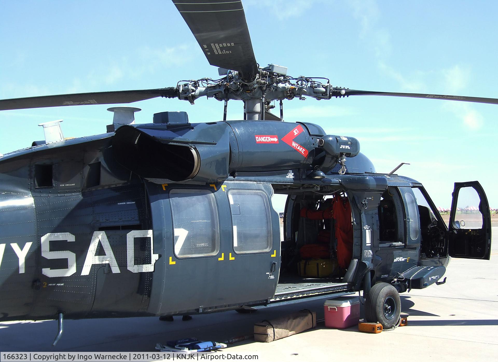 166323, Sikorsky MH-60S Knighthawk C/N 70-2832, Sikorsky MH-60S Seahawk / Knighthawk at the 2011 airshow at El Centro NAS, CA