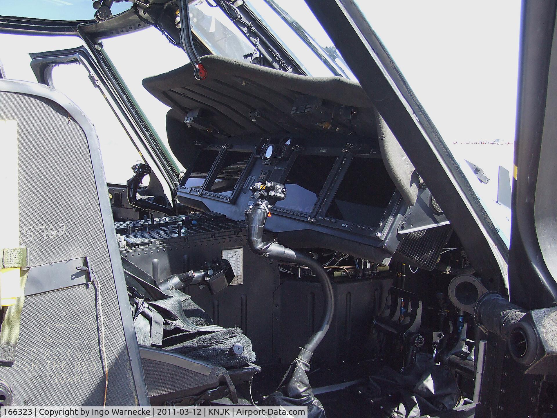 166323, Sikorsky MH-60S Knighthawk C/N 70-2832, Sikorsky MH-60S Seahawk / Knighthawk at the 2011 airshow at El Centro NAS, CA  #c