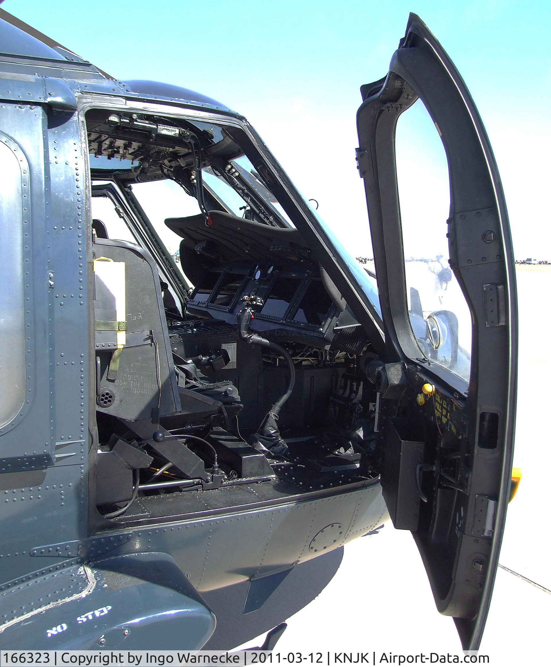 166323, Sikorsky MH-60S Knighthawk C/N 70-2832, Sikorsky MH-60S Seahawk / Knighthawk at the 2011 airshow at El Centro NAS, CA