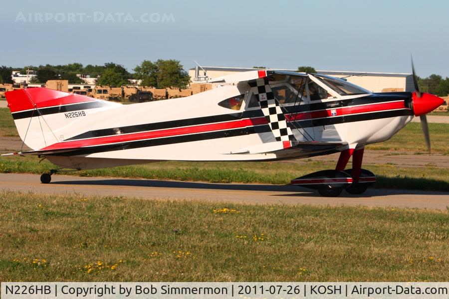 N226HB, 1980 Sorrell SNS-7 Hiperbipe C/N 226, Departing Airventure 2011.