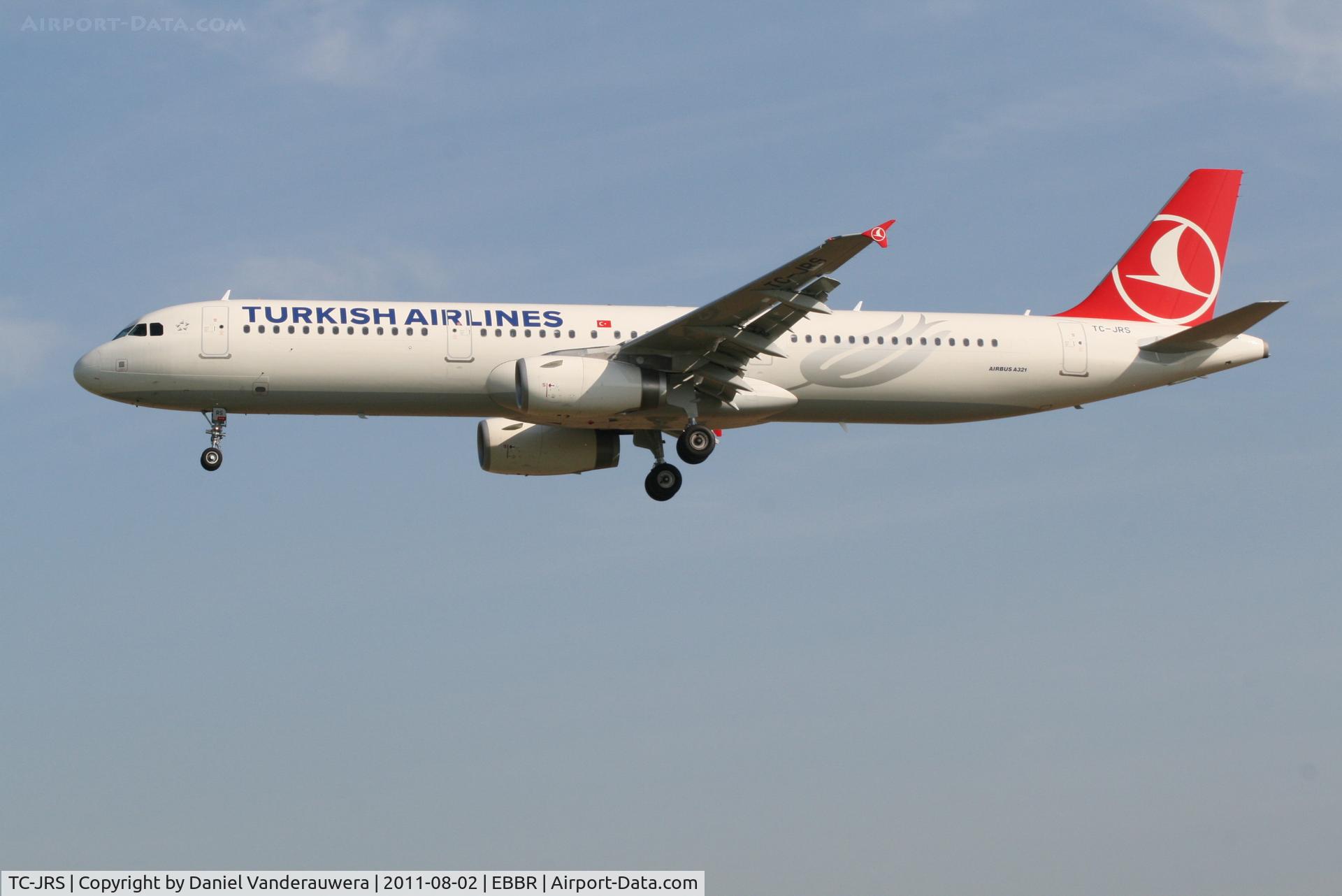 TC-JRS, 2011 Airbus A321-231 C/N 4761, Arrival of flight TK1937 to RWY 25L
