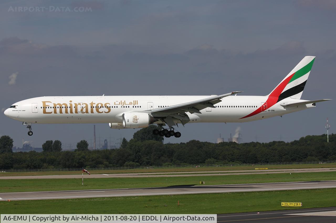 A6-EMU, 2002 Boeing 777-31H C/N 29064, Emirates, Boeing 777-31H, CN: 29064/0418
