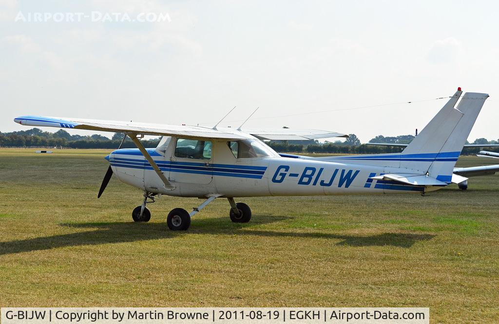 G-BIJW, 1981 Reims F152 C/N 1820, SHOT AT HEADCORN