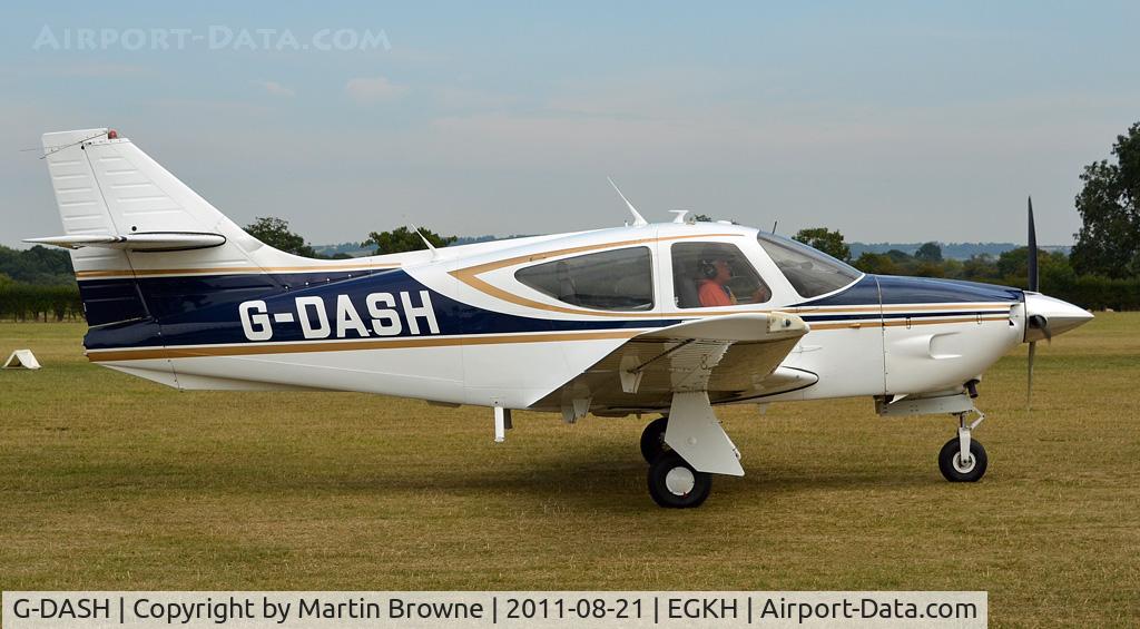 G-DASH, 1975 Rockwell International 112 Commander C/N 237, SHOT AT HEADCORN