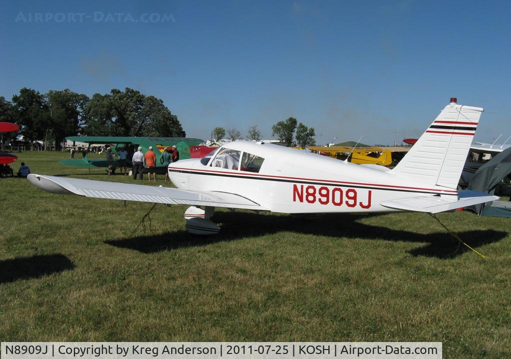 N8909J, 1965 Piper PA-28-180 C/N 28-2890, EAA AirVenture 2011
