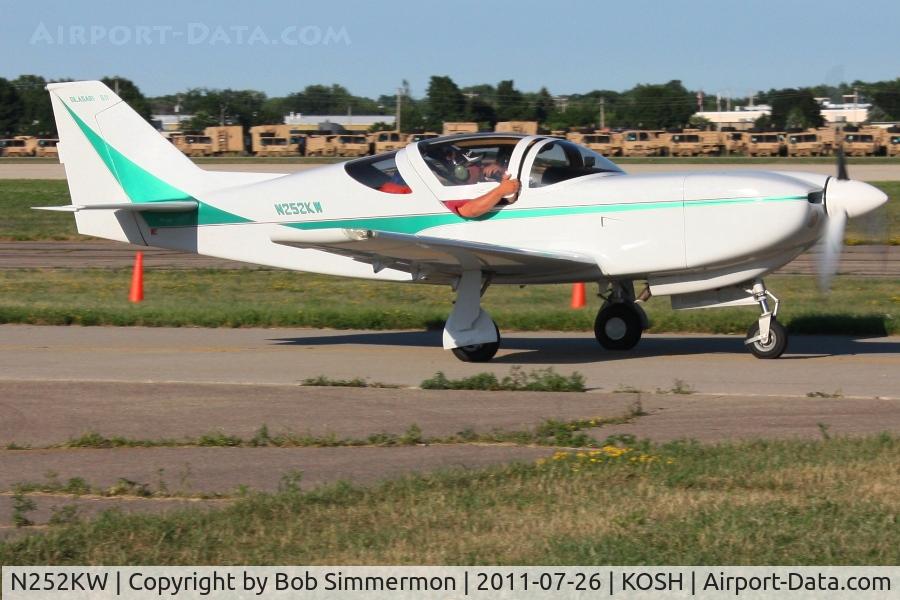 N252KW, 2001 Stoddard-Hamilton Glasair SII C/N 2325, Departing Airventure 2011.