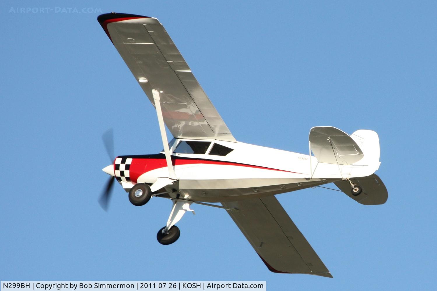 N299BH, Barrows Bearhawk C/N 064-121-122-930, Departing Airventure 2011.