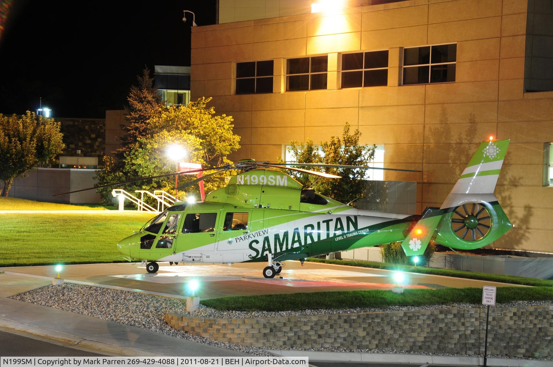 N199SM, 1991 Aerospatiale AS-365N-2 Dauphin C/N 6396, Picking up Patient from Lakeland Hospital Saint Joseph, Michigan