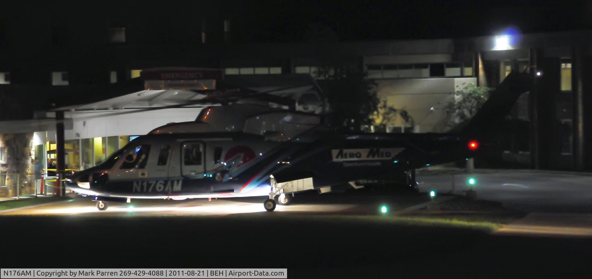 N176AM, 2007 Sikorsky S-76C C/N 760665, Picking up Patient from Lakeland Hospital Saint Joseph, Michigan