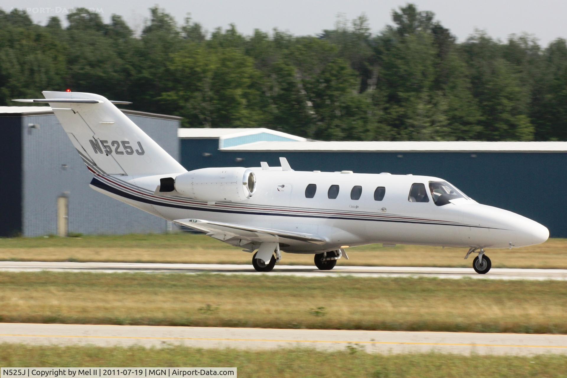 N525J, 1997 Cessna 525 C/N 525-0184, KMGN-KFAY - Departing RWY 28