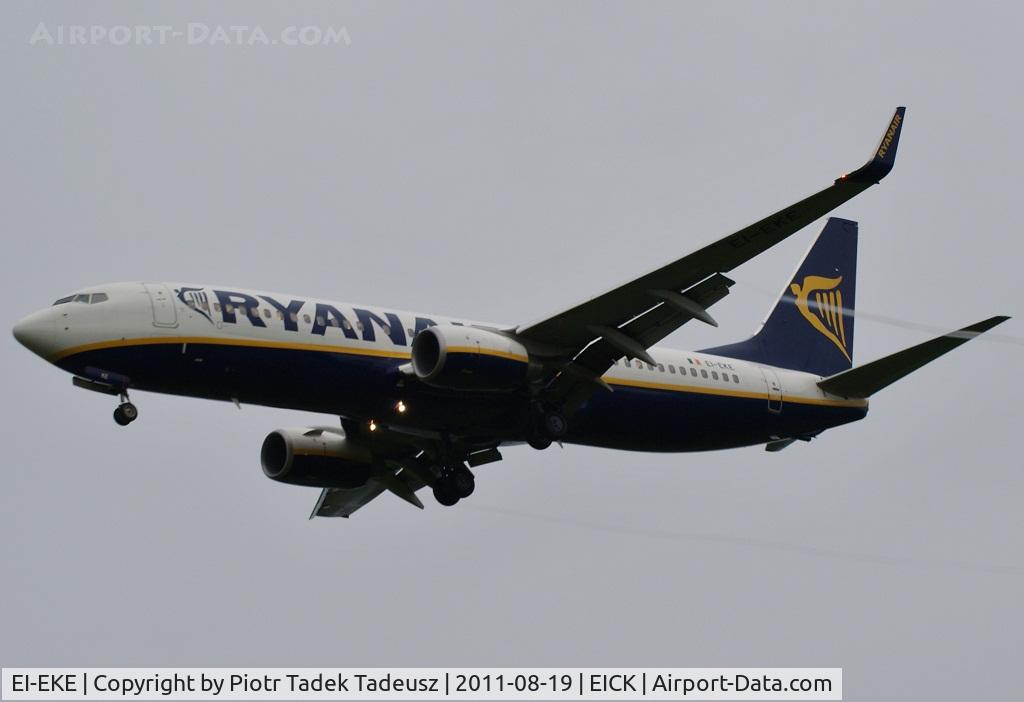 EI-EKE, 2010 Boeing 737-8AS C/N 35023, Cork.