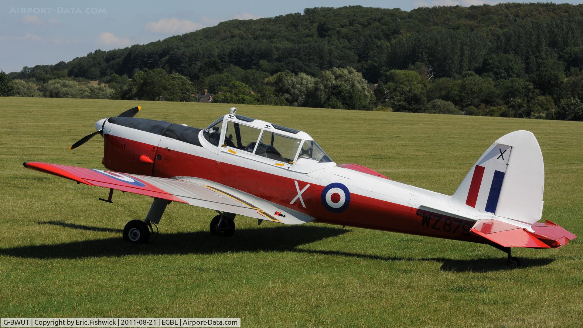 G-BWUT, 1953 De Havilland DHC-1 Chipmunk T.10 C/N C1/0918, 1. WZ879 at The de Havilland Moth Club International Moth Rally, celebrating the 80th anniversary of the DH82 Tiger Moth. Held at Belvoir Castle. A most enjoyable day.