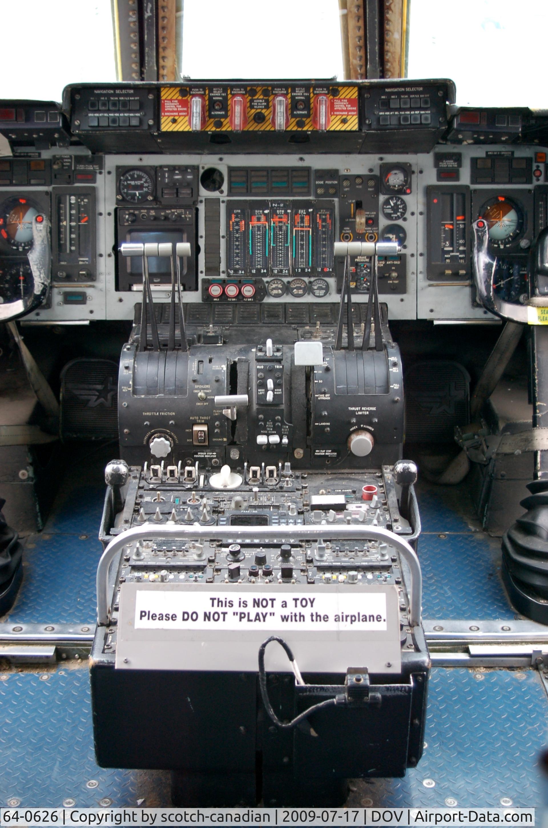 64-0626, 1964 Lockheed C-141B Starlifter C/N 300-6039, 1964 Lockheed C-141B Starlifter Cockpit Detail at the Air Mobility Command Museum, Dover AFB, Dover, DE