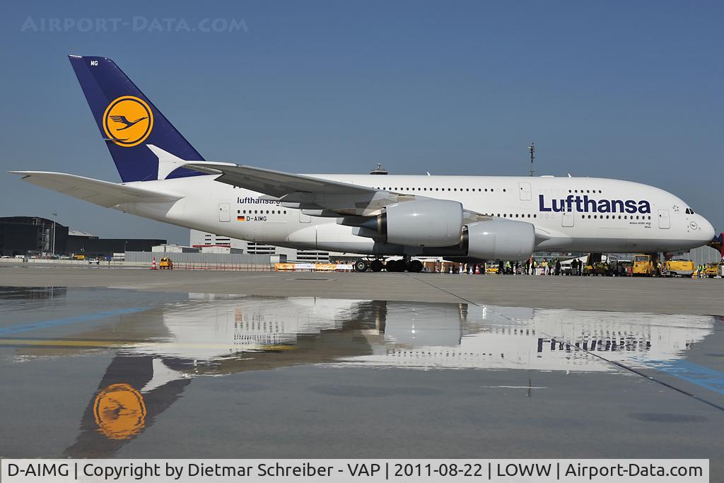 D-AIMG, 2011 Airbus A380-841 C/N 069, Lufthansa Airbus A380 - reflection