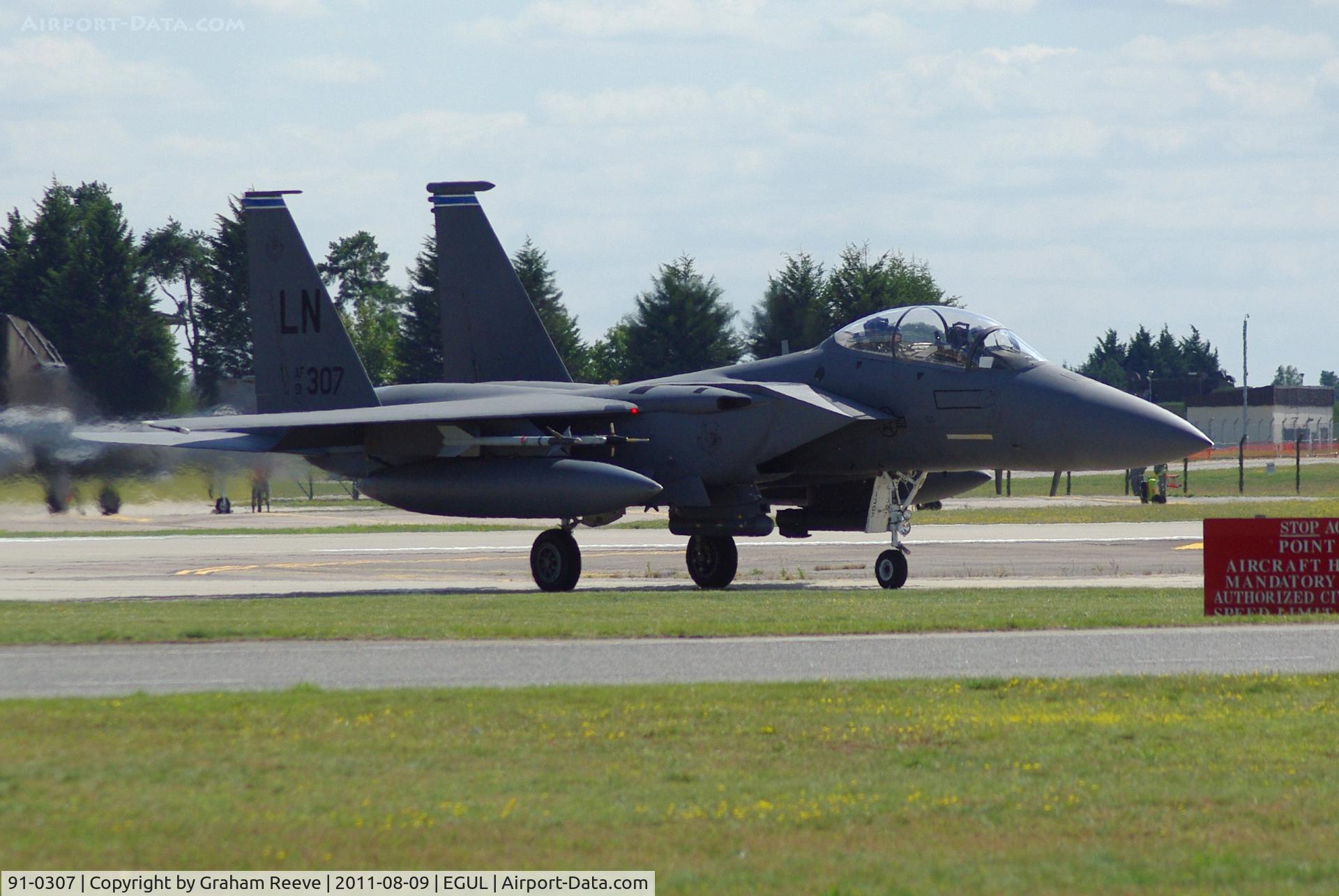 91-0307, 1991 McDonnell Douglas F-15E Strike Eagle C/N 1214, Getting ready to depart.