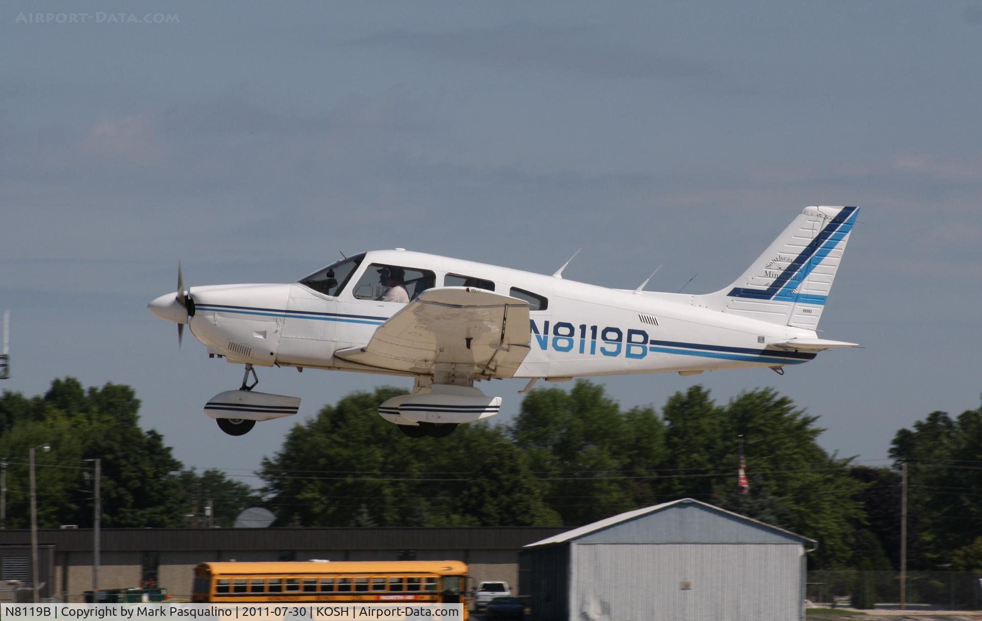 N8119B, 1982 Piper PA-28-181 C/N 28-8290092, Piper PA-28-181