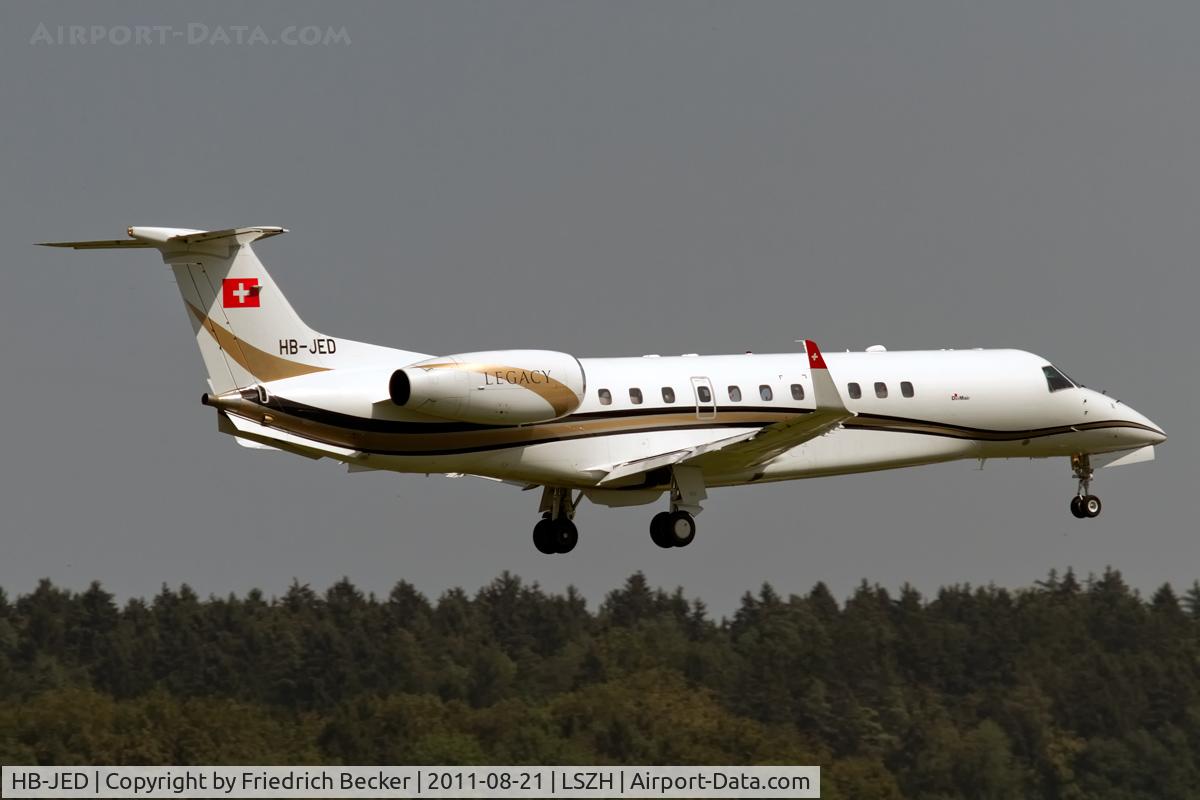 HB-JED, 2003 Embraer EMB-135BJ Legacy C/N 14500644, on final RW14