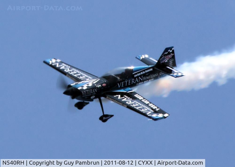 N540RH, 2007 MXR Technologies MX2 C/N 2, Performing at the 2011 Abbotsford,BC airshow