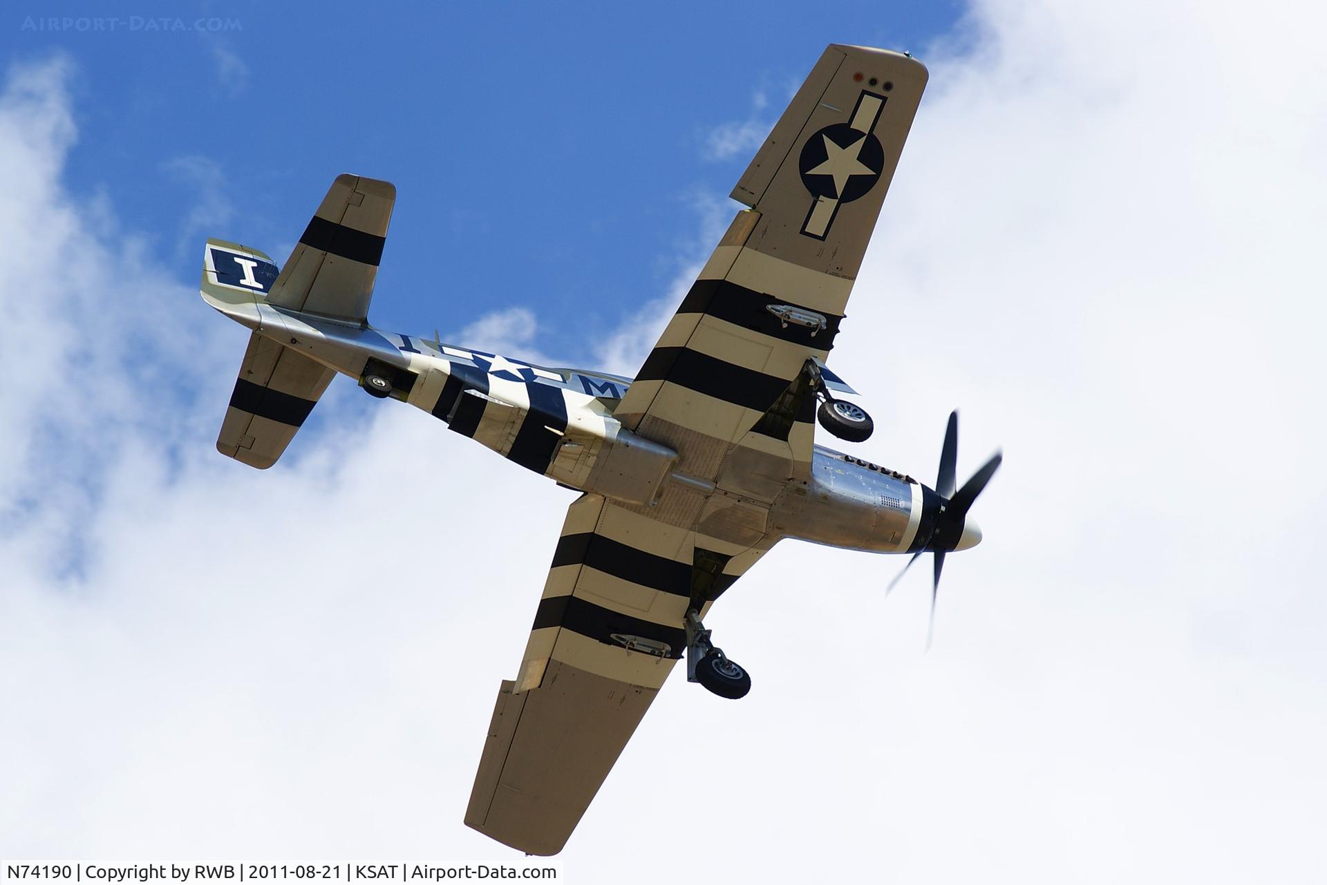 N74190, 1944 North American F-51D Mustang C/N 44-75452, Landing 12L