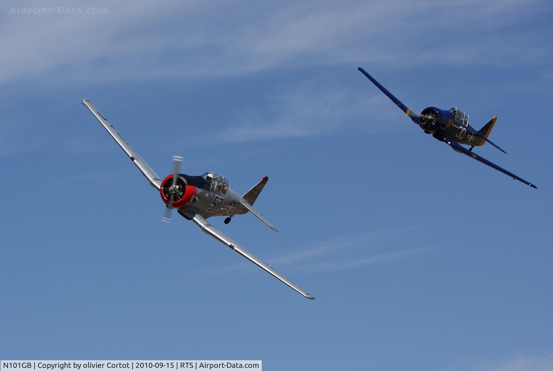 N101GB, 1951 North American AT-6G Texan C/N 168-241 (49-3137), racing at Reno