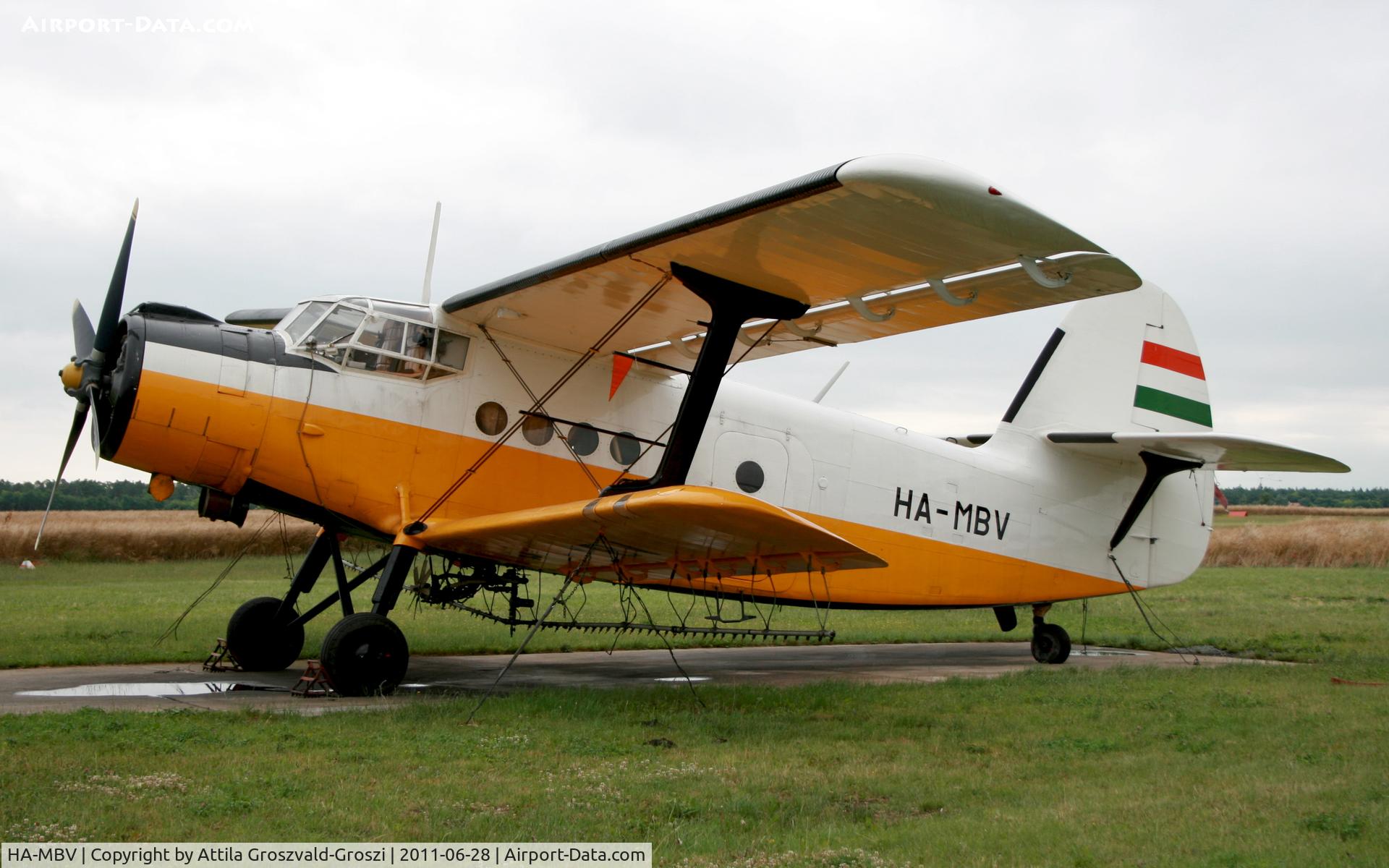 HA-MBV, 1976 PZL-Mielec AN-2R C/N 1G172-54, Györszentiván-Böny Airfield, Hungary