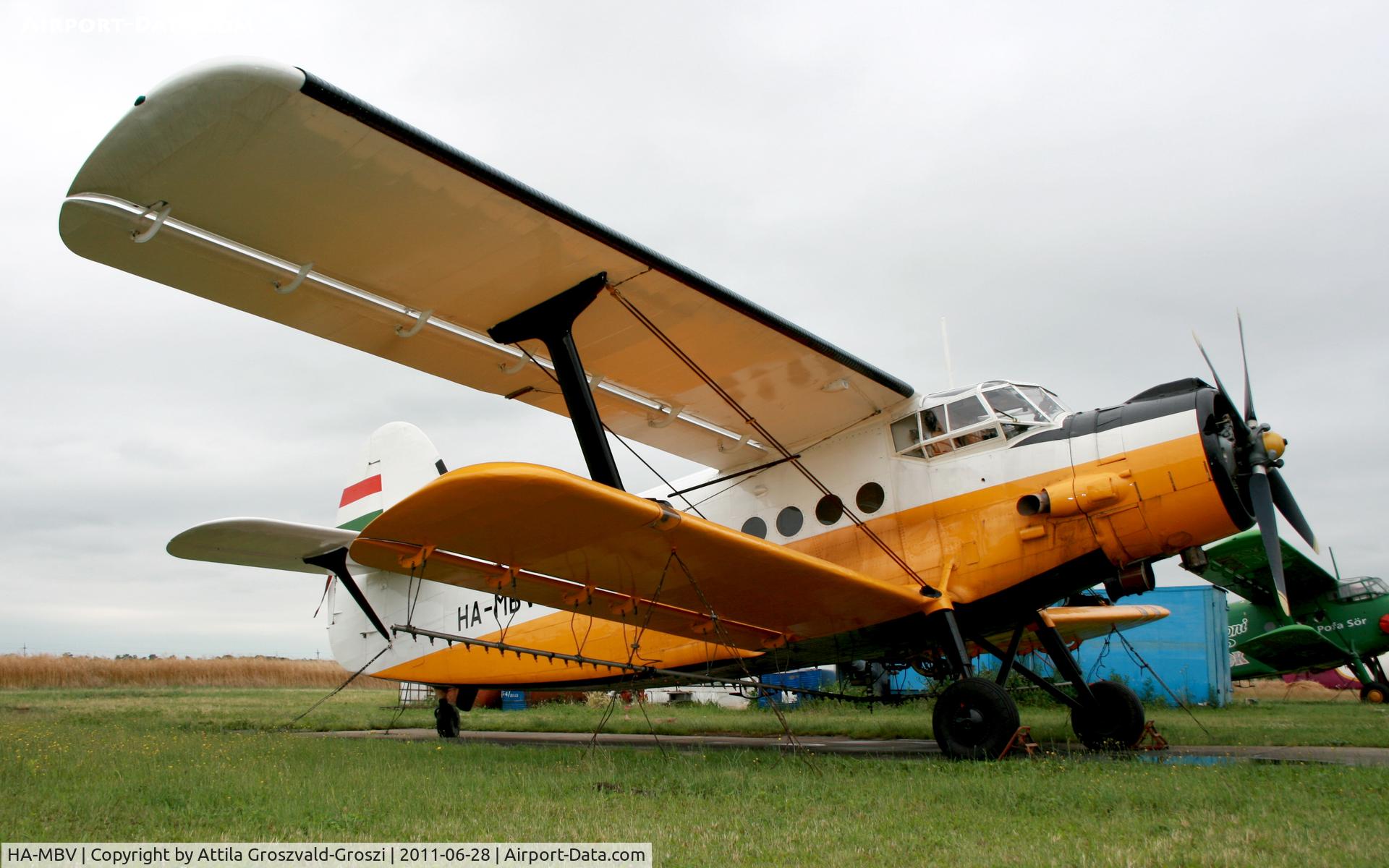 HA-MBV, 1976 PZL-Mielec AN-2R C/N 1G172-54, Györszentiván-Böny Airfield, Hungary