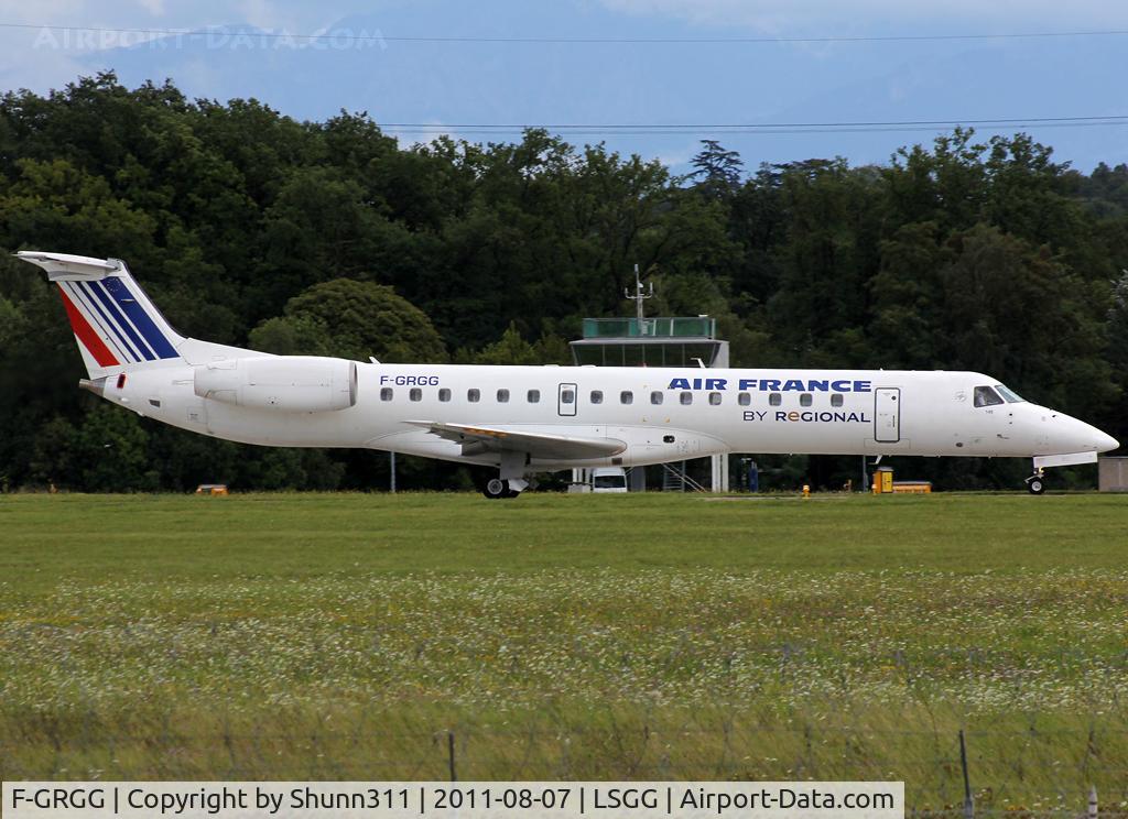 F-GRGG, 1999 Embraer ERJ-145EP (EMB-145EP) C/N 145118, Ready for take off rwy 23