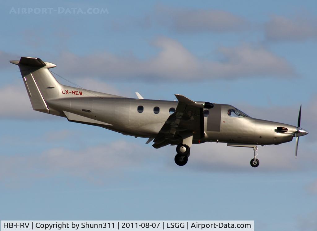 HB-FRV, 2009 Pilatus PC-12/47E C/N 1148, Landing rwy 23