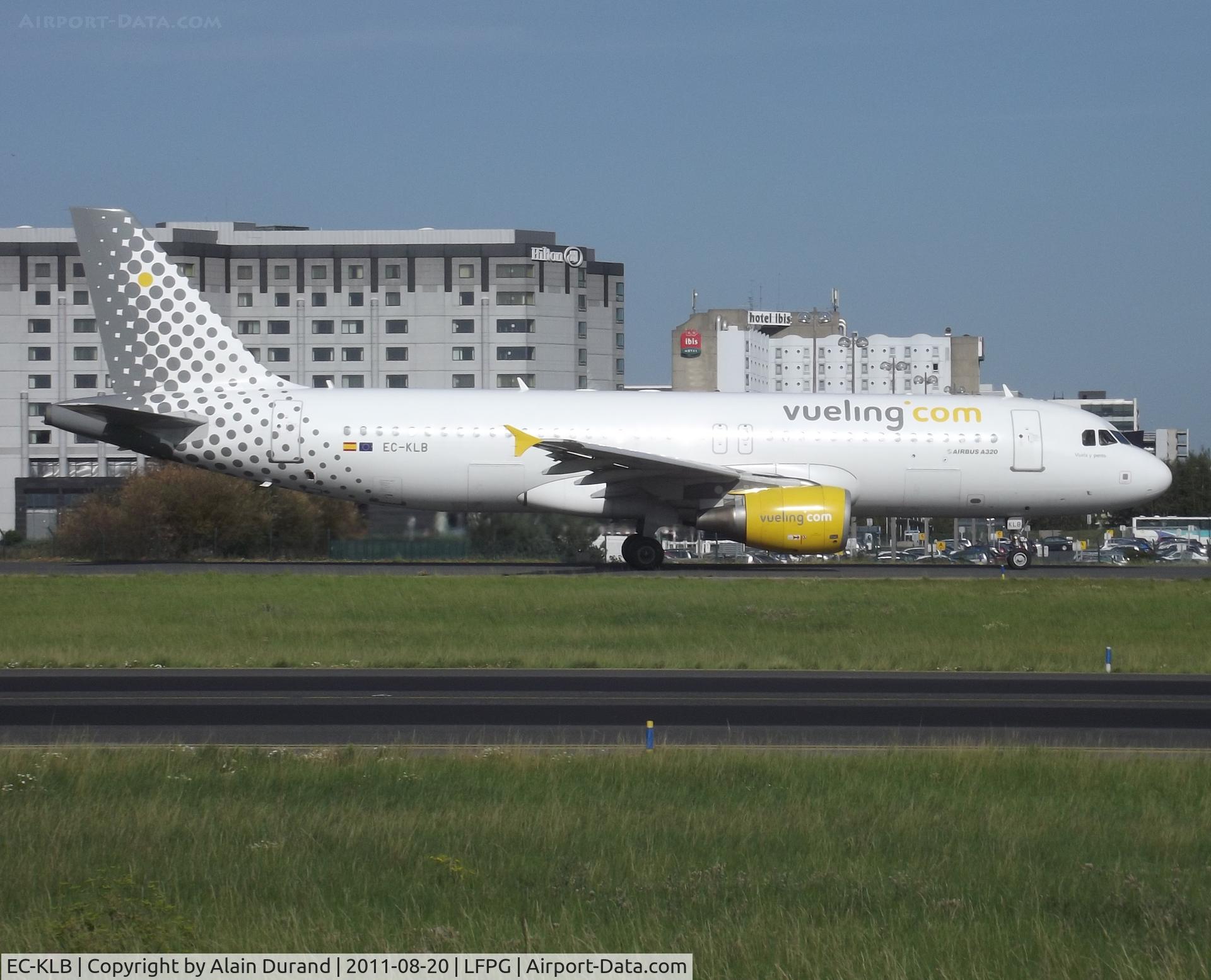 EC-KLB, 2007 Airbus A320-214 C/N 3321, leased from ILFC, named 