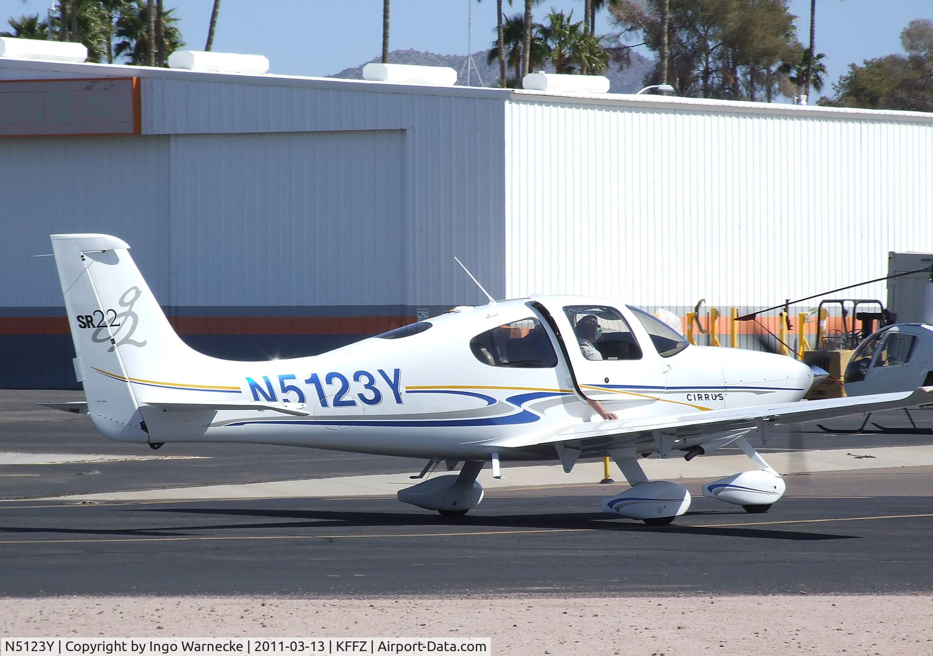 N5123Y, 2004 Cirrus SR22 C/N 0886, Cirrus SR22 G2 at Falcon Field, Mesa AZ