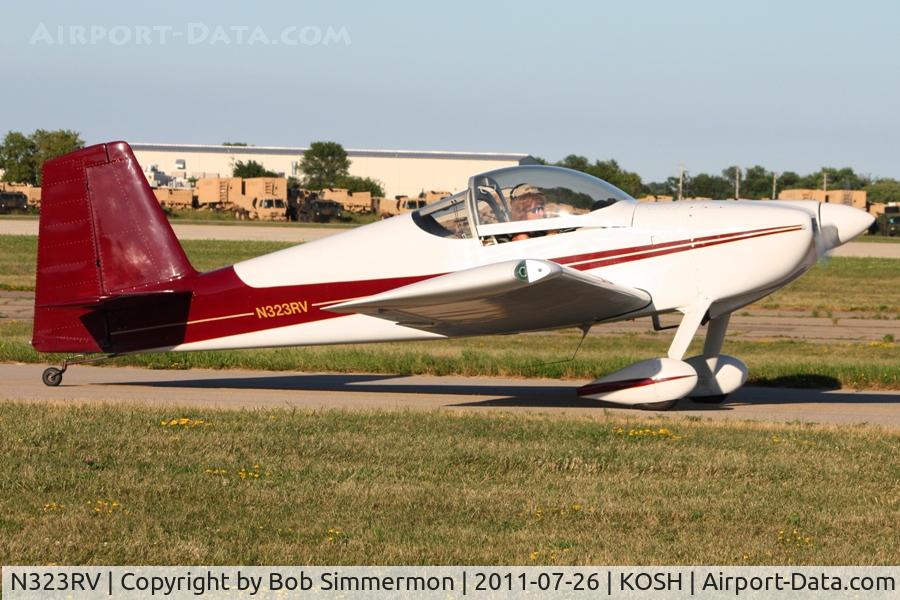 N323RV, Vans RV-7 C/N 72723, Departing Airventure 2011.