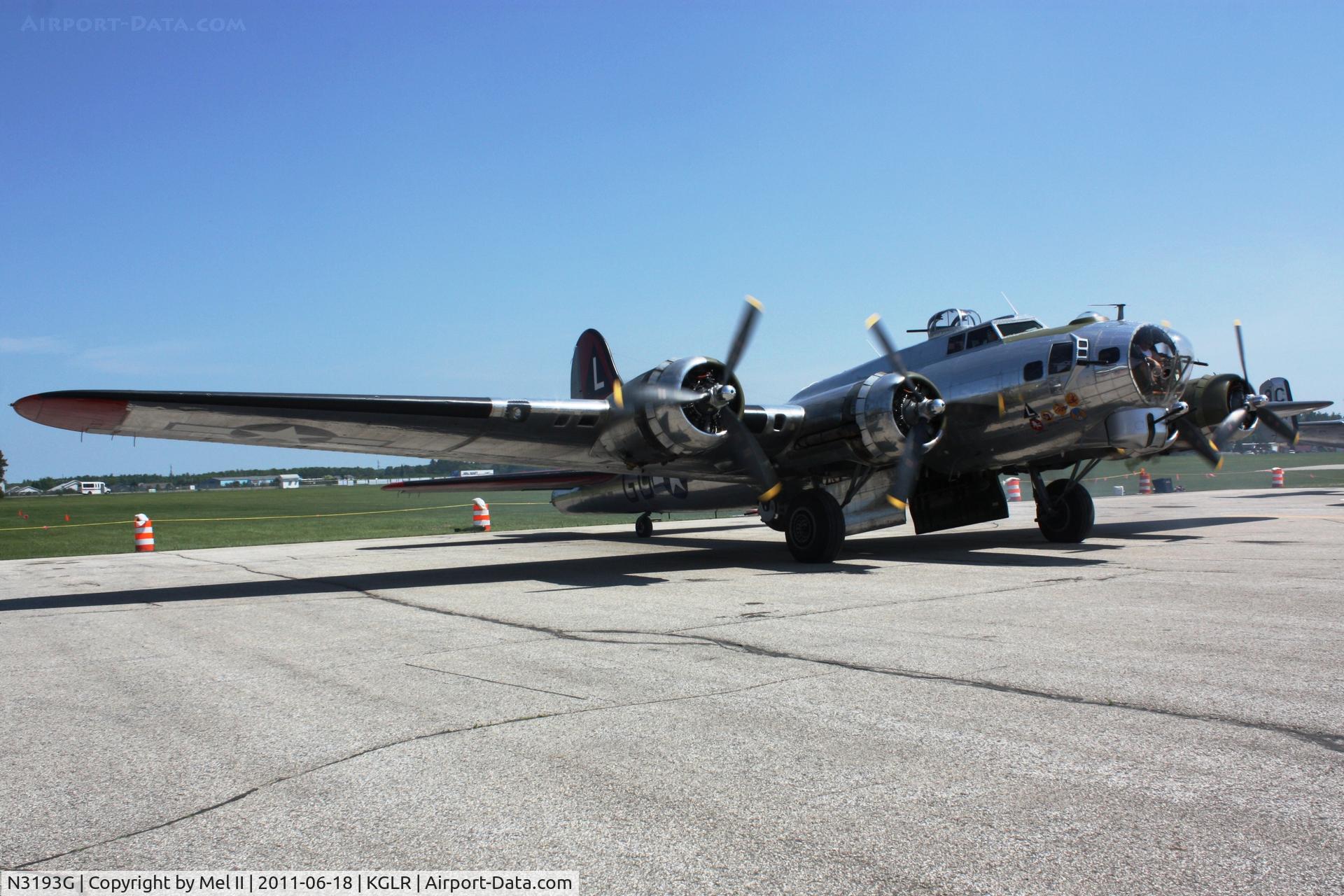 N3193G, 1944 Boeing B-17G Flying Fortress C/N 77255, Yankee Lady at 2011 Wings Over Gaylord Air Show