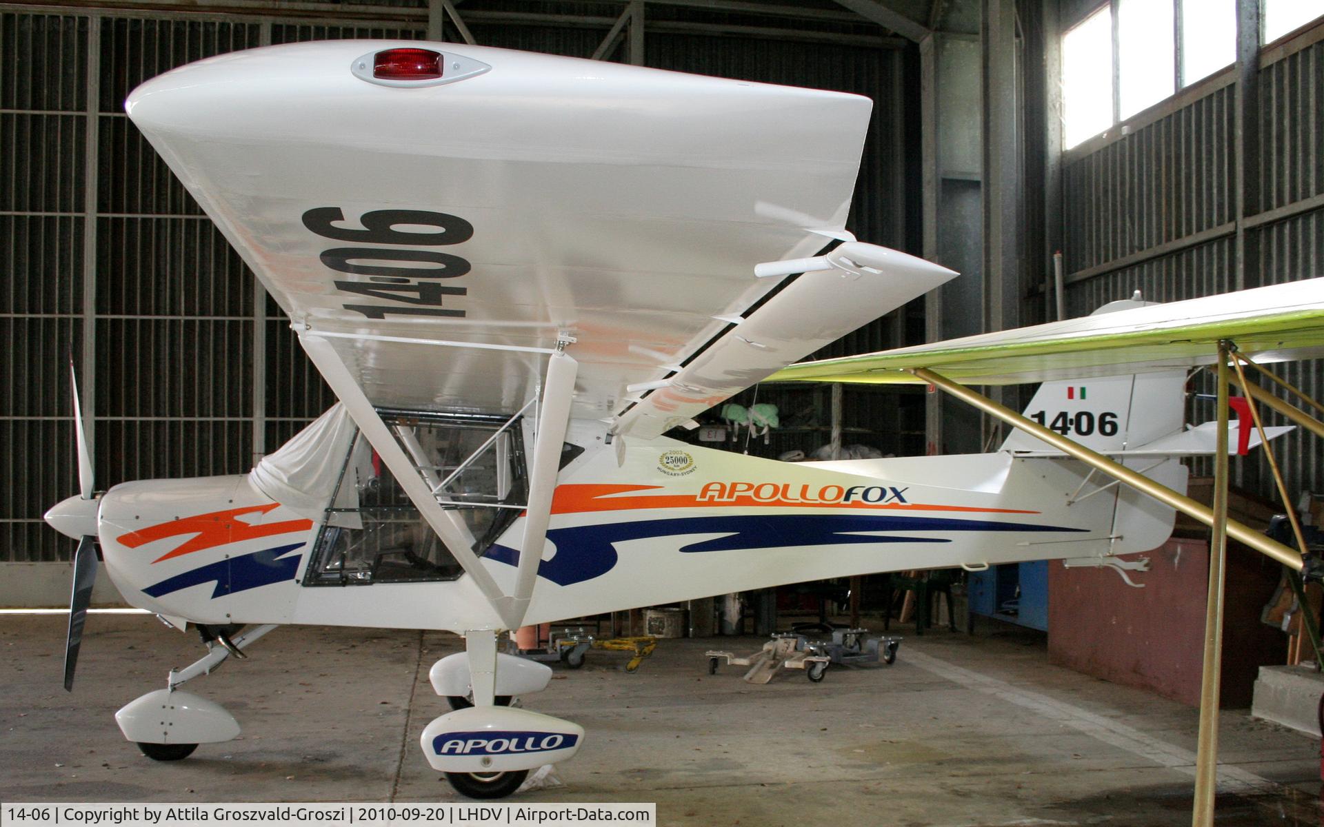 14-06, 2009 Halley Apollo Fox C/N 140709, Dunaujváros Airport - Hungary